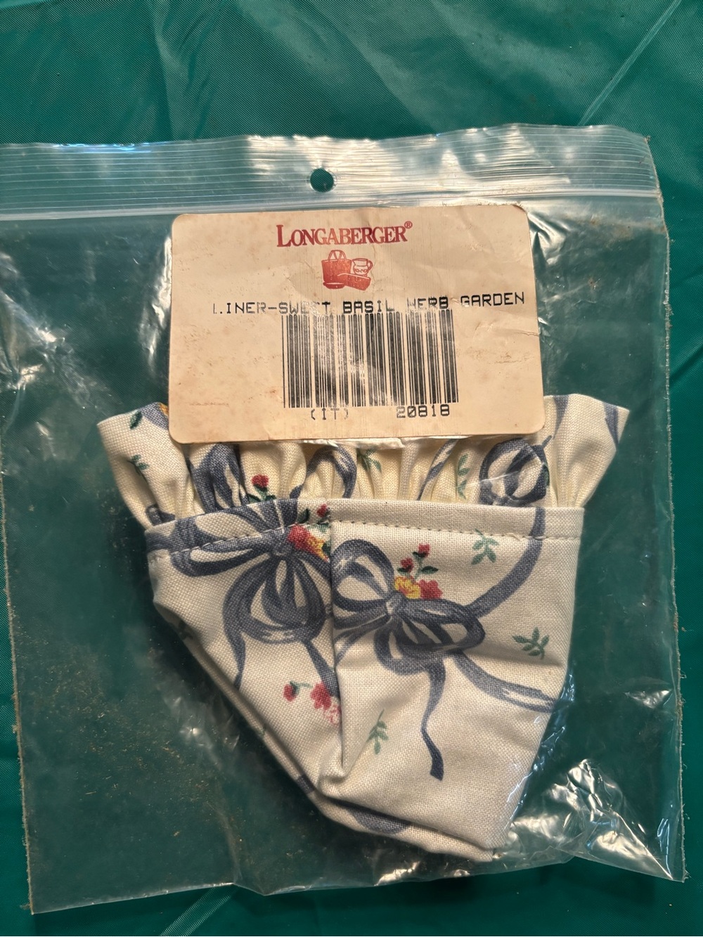Longaberger Basil basket liner in Herb Garden fabric